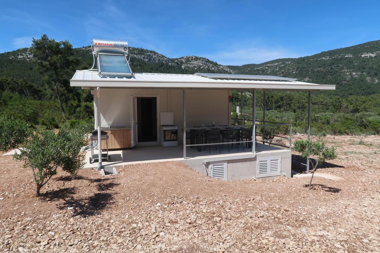 Robinson Olive Tree Huts Villa Čara Buitenkant foto