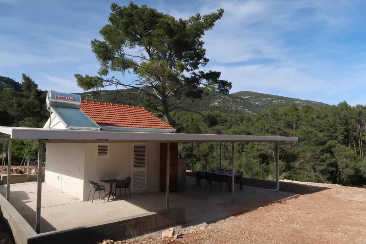 Robinson Olive Tree Huts Villa Čara Buitenkant foto